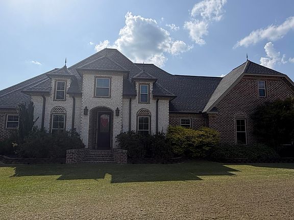 2nd image of 182 Chickasaw Trl