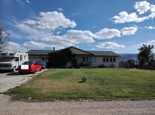 6911 Sharrock Rd, Casper, WY 82604