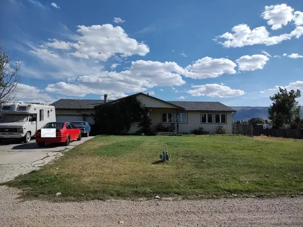 6911 Sharrock Rd, Casper, WY 82604