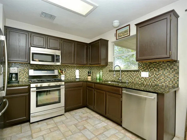 7621 Peabody Dr, Austin, TX 78729