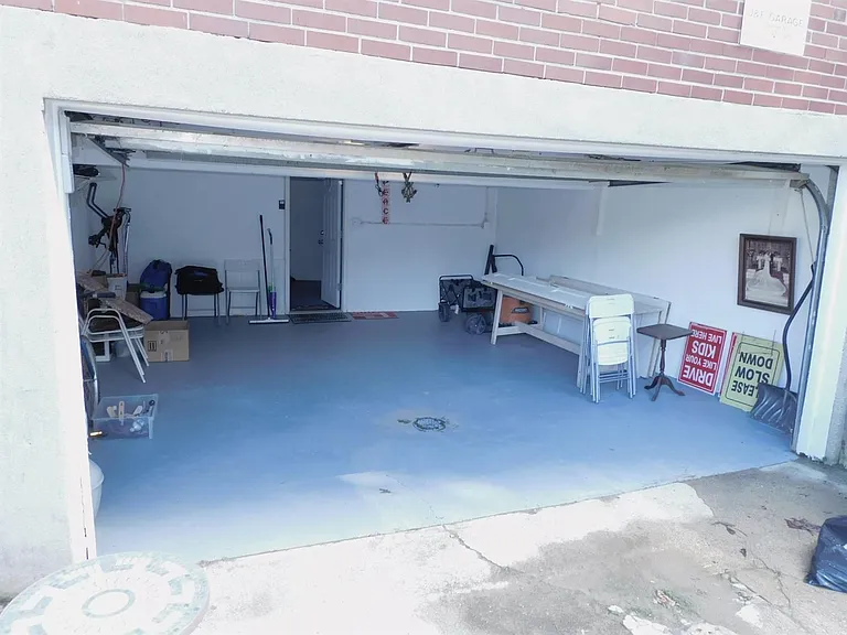 851 Kreis Ln #1 — Photo 28