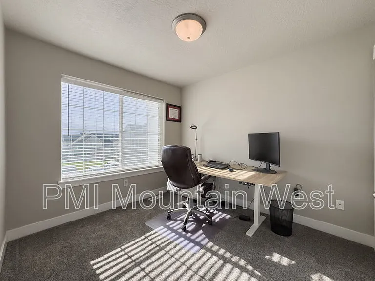 12702 S Stone Heights Dr — Photo 36
