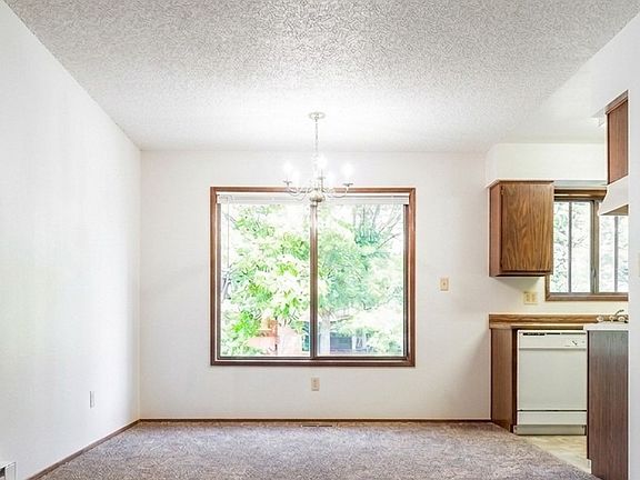3rd image of 2109-2129 SE Clinton St #2117