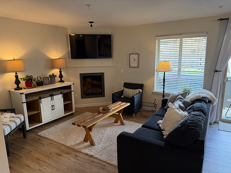 1900 Weaver Rd #P203 — Photo 7