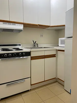 Rented by Corcoran | media 3