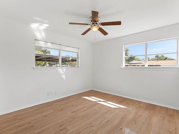 3rd image of 4223 Eulalee Dr
