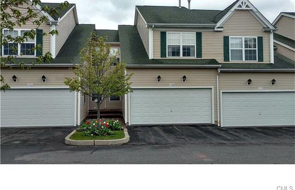 Front Entrance & Garage