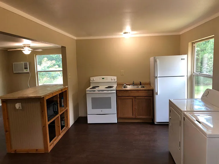 7316 N Highway 135 — Photo 10