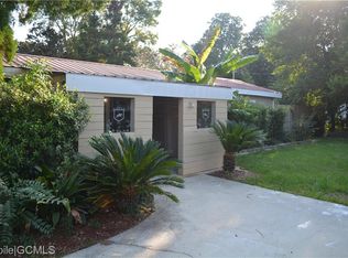 7011 Old Shell Rd, Mobile, AL 36608