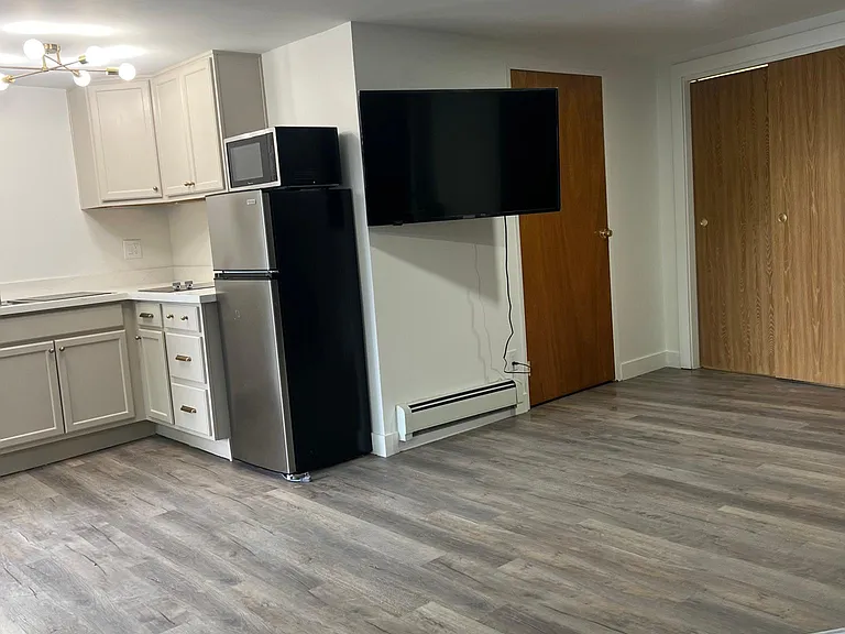 593 Tyner Way — Photo 17