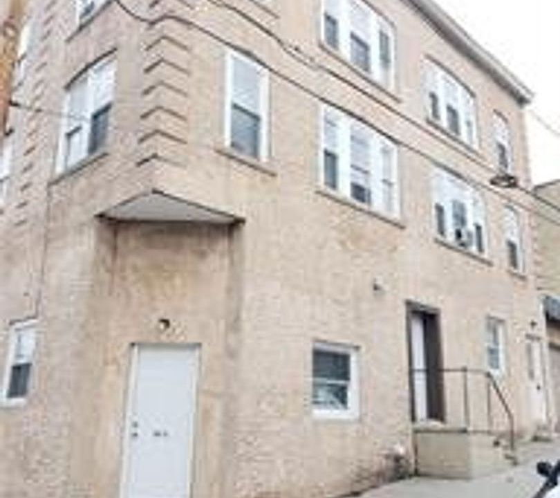 1st image of 601-603 Aaron St #C