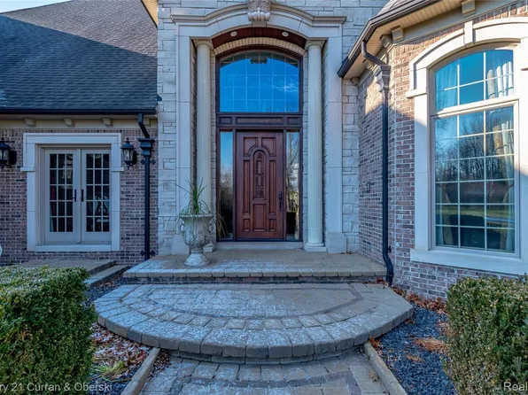 1335 N Livernois Rd, Rochester Hills, MI 48306