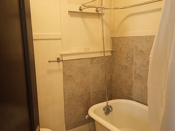4th image of 340 S Arthur Ave APT 106