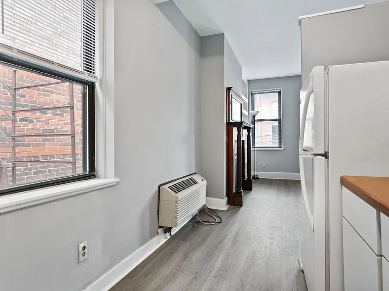 22 Bedford Sq — Photo 10