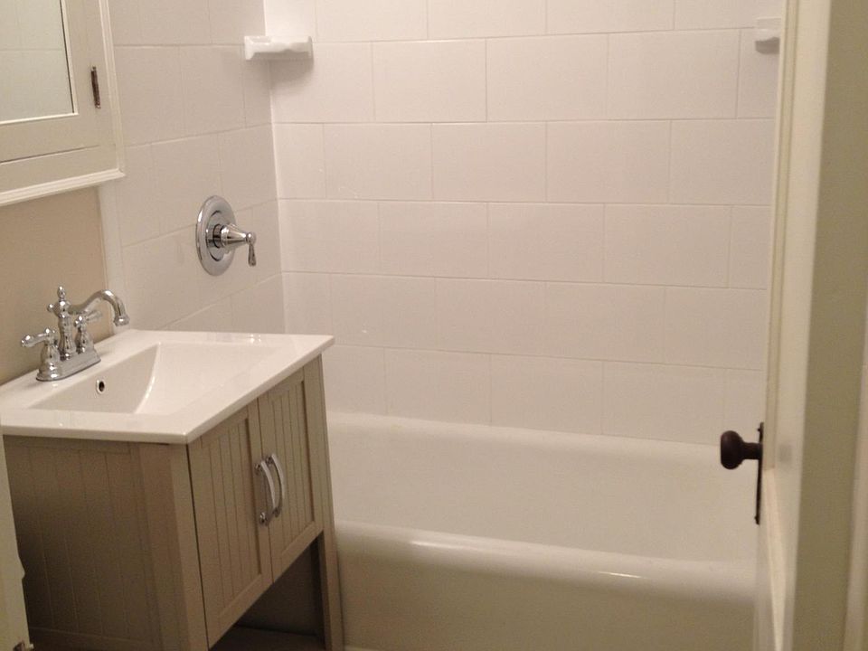 2nd image of 2-116 Maple St APT 2