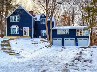 2501 Arcade St, Little Canada, MN 55109