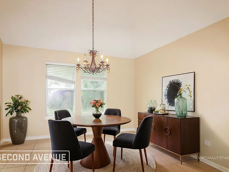 5945 Sutherland Dr — Photo 3
