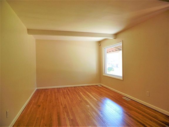 3rd image of 10616 Trask Dr