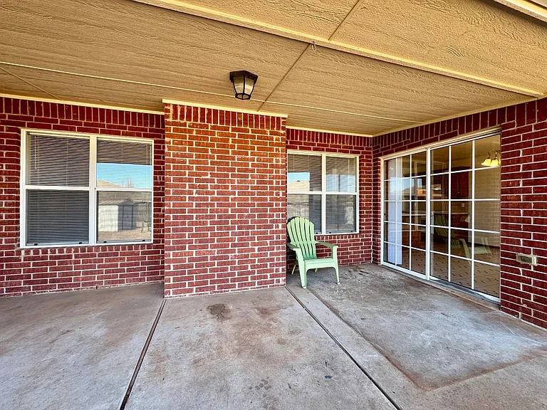 8221 Greer Way — Photo 35