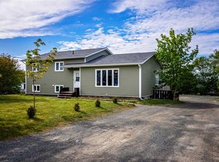 44 All Saints Road, Cbs, NL A1X2A4