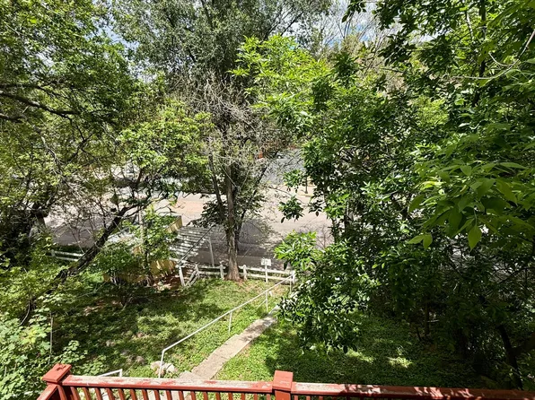 617 Manitou Ave, 617 Manitou Ave APT 2, Manitou Springs, CO 80829