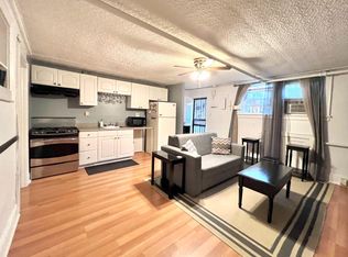 21-34 46th St #1, Astoria, NY 11105