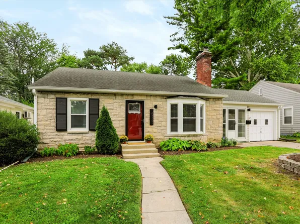 5737 Indianola Ave, Indianapolis, IN 46220
