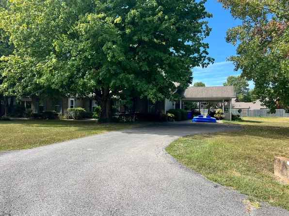 1901 Steeple Chase Court, 1901 Steeplechase Ct #B, Bowling Green, KY 42103