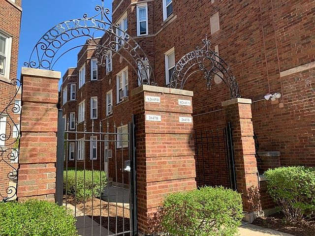 1st image of 2641 N Laramie Ave APT 3B