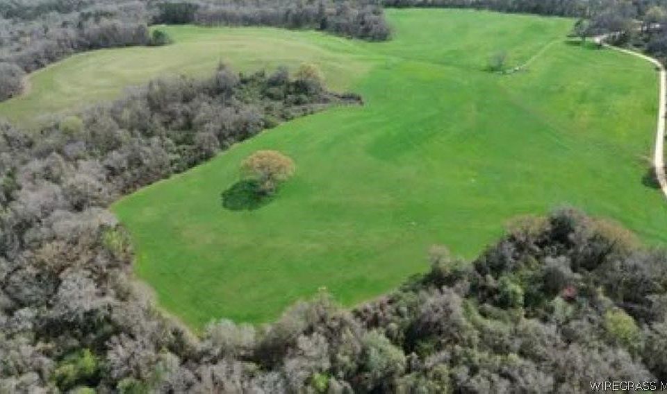 1st image of 208 County Road 7 Rd