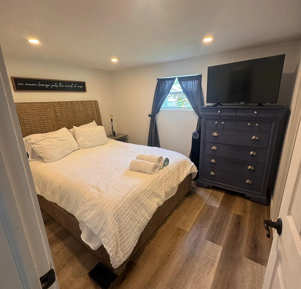 2 bed, 970 sqft, $2,800 — Photo 4