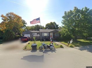 230 Easton Ave, Warwick, RI 02888