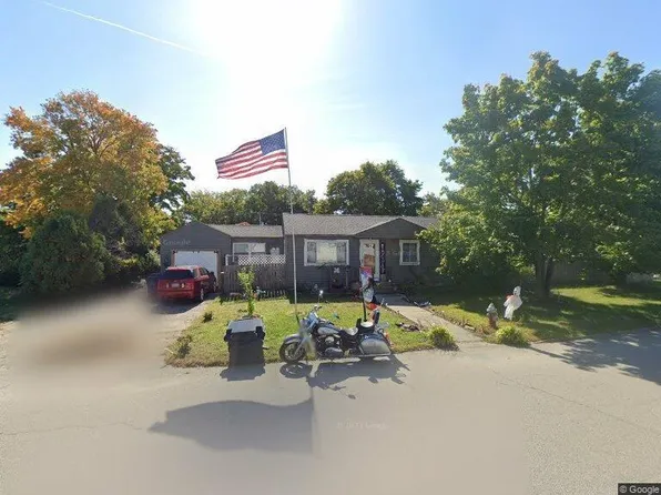 230 Easton Ave, Warwick, RI 02888