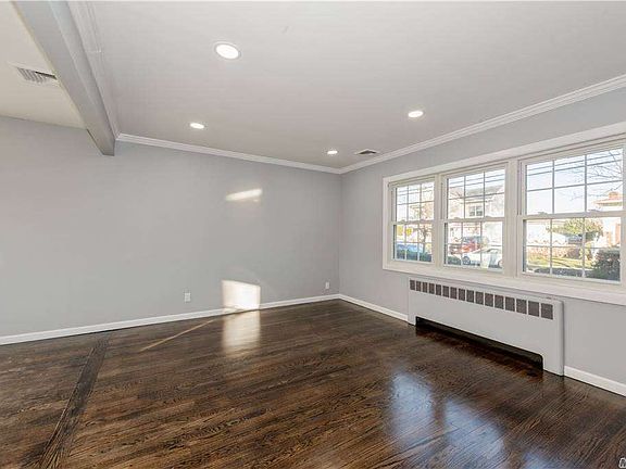 4th image of 188 N Richmond Ave