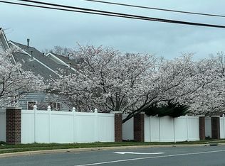 11321 Bulova Ln, Fairfax, VA 22030