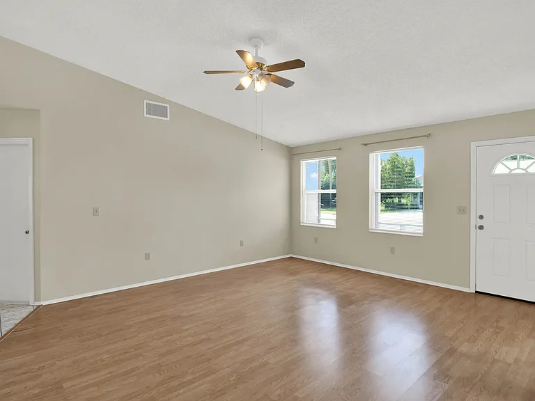 4241 Alamanda Blvd — Photo 8