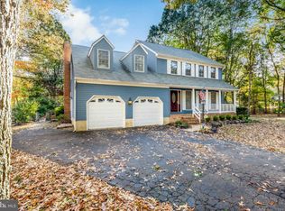 1346 Old Water Oak Point Rd, Pasadena, MD 21122