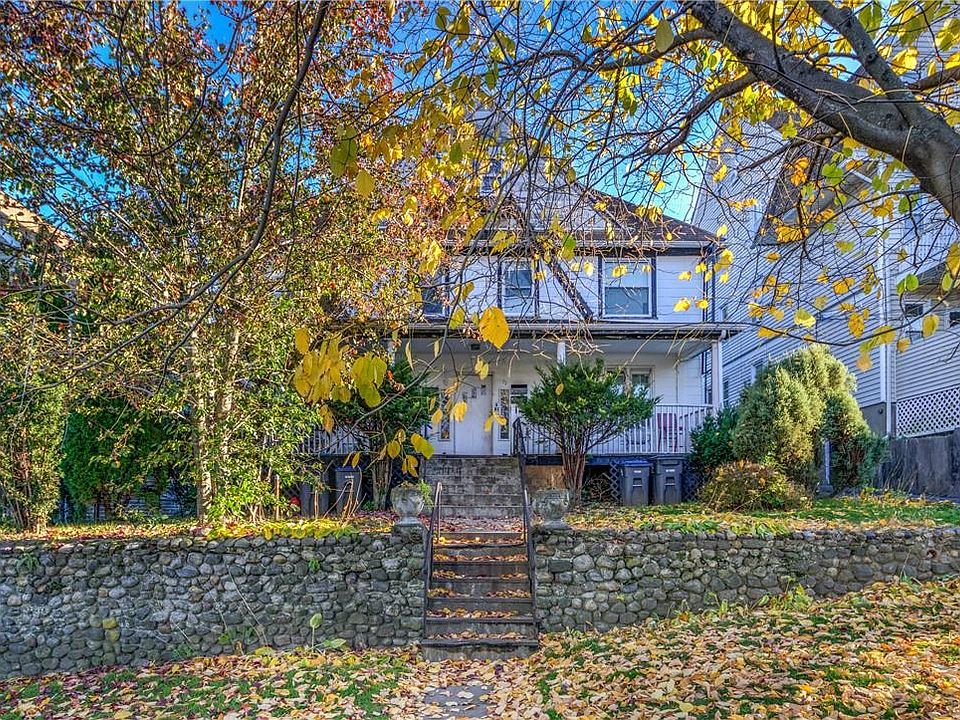1st image of 70 Robertson Avenue
