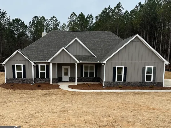 118 Brothers Ct, Barnesville, GA 30204