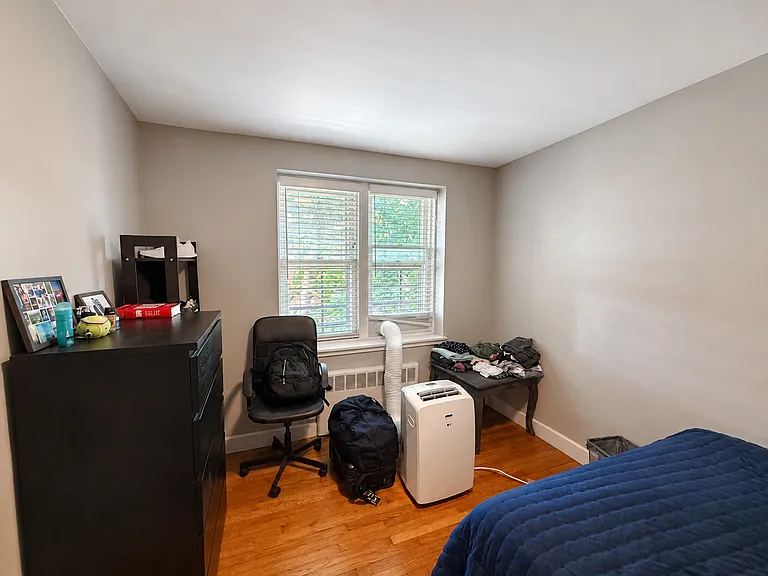 135 Farragut Rd #18 — Photo 11