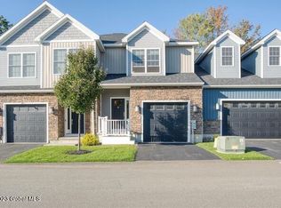36 Stacey Way, Troy, NY 12180