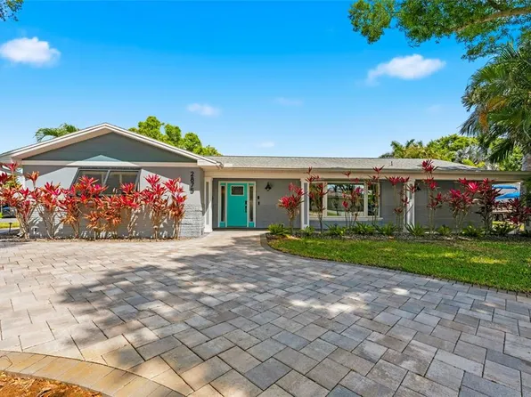 2875 66th Ter S, Saint Petersburg, FL 33712
