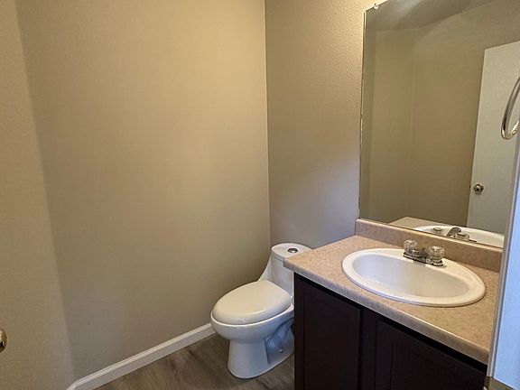 4th image of 176 S Fraser Ct
