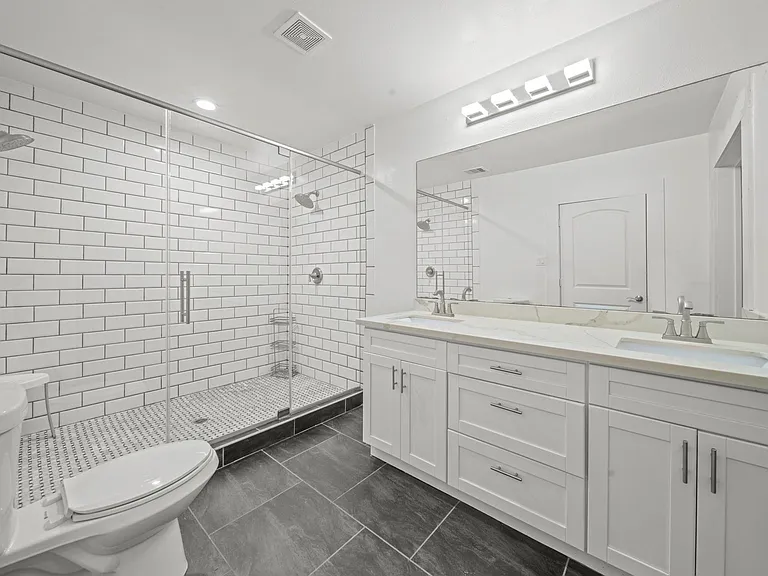 5711 Sherman St — Photo 21