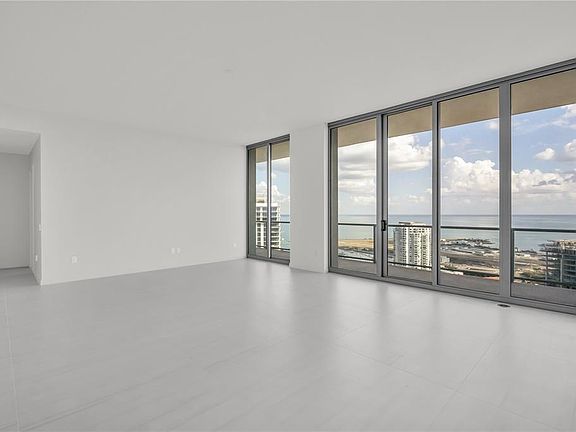 5th image of 400 CENTRAL AVENUE #4002