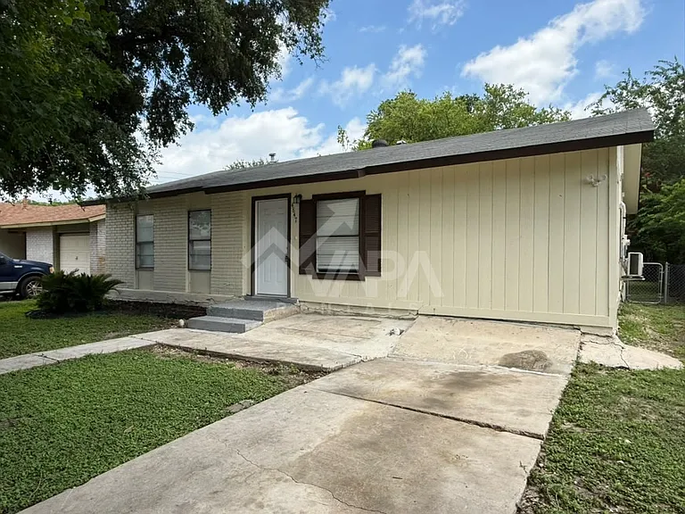 4847 Featherock — Photo 3
