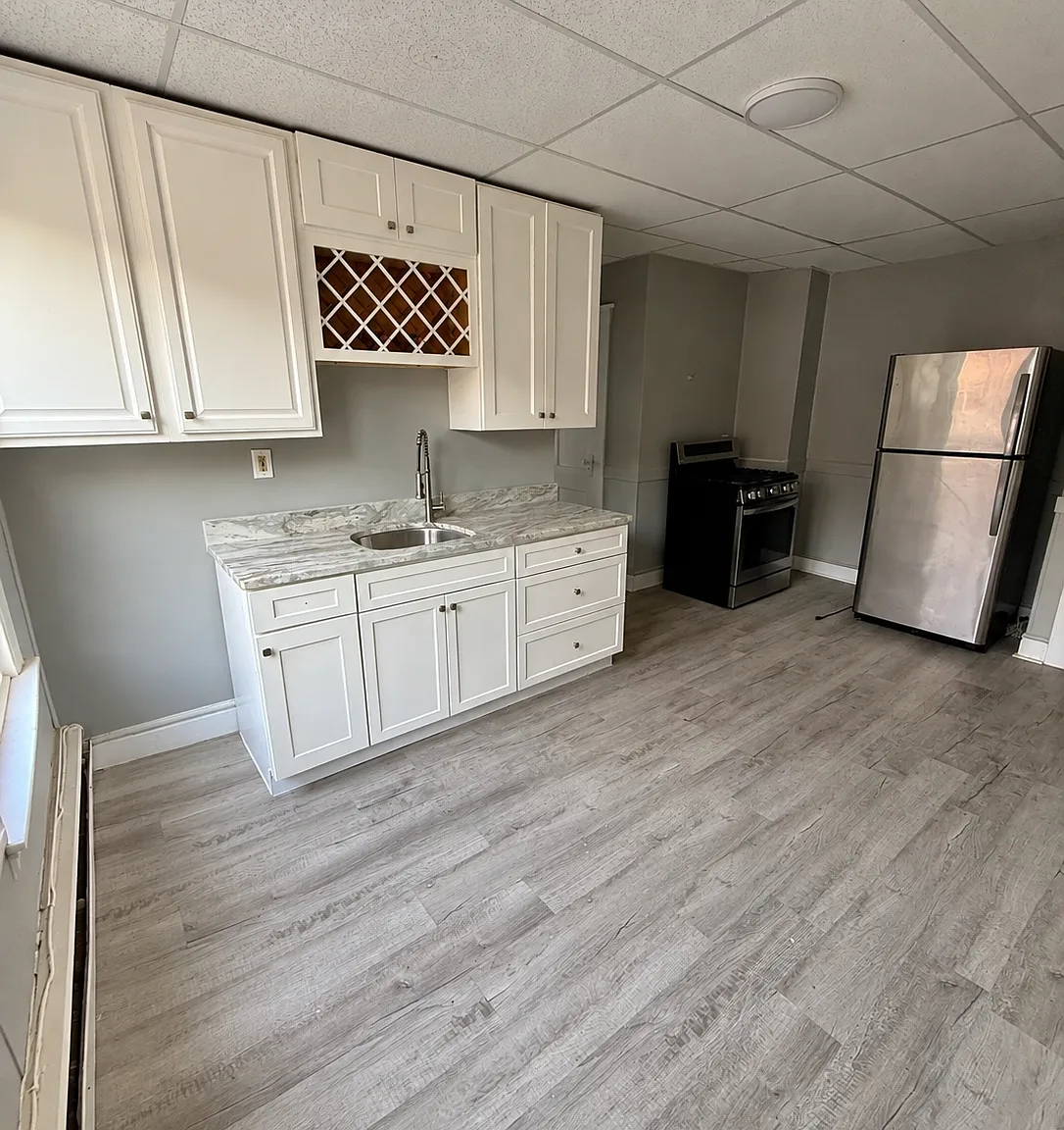 2 bed, $1,695 — Photo 1