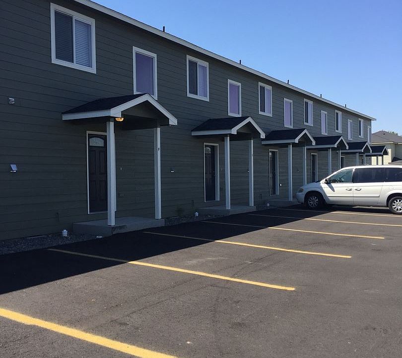 1st image of 1340 Shaker Pl Unit B