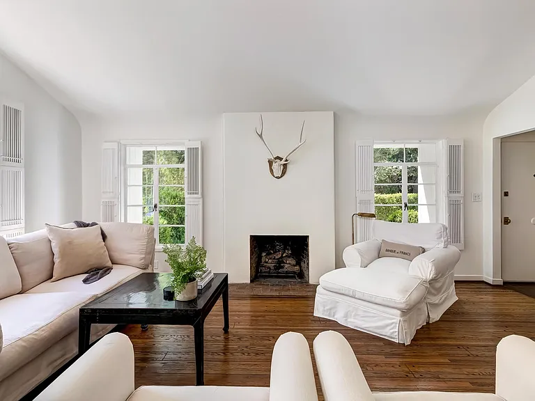 1448 N Beverly Dr — Photo 9