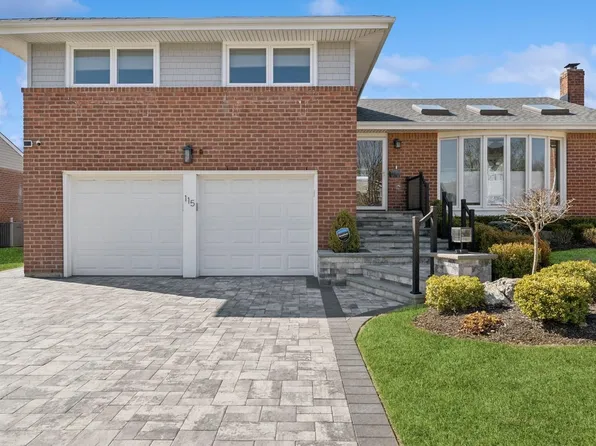 115 Northern Parkway W, Plainview, NY 11803